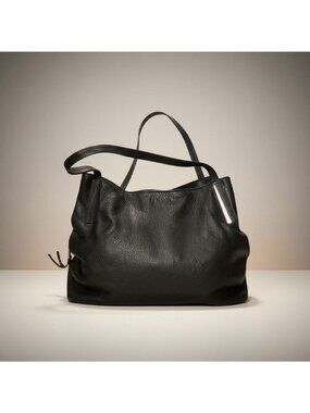 Vince Camuto VC-Teri Leather Shoulder Bag Black Nero Lining Zipper Closure